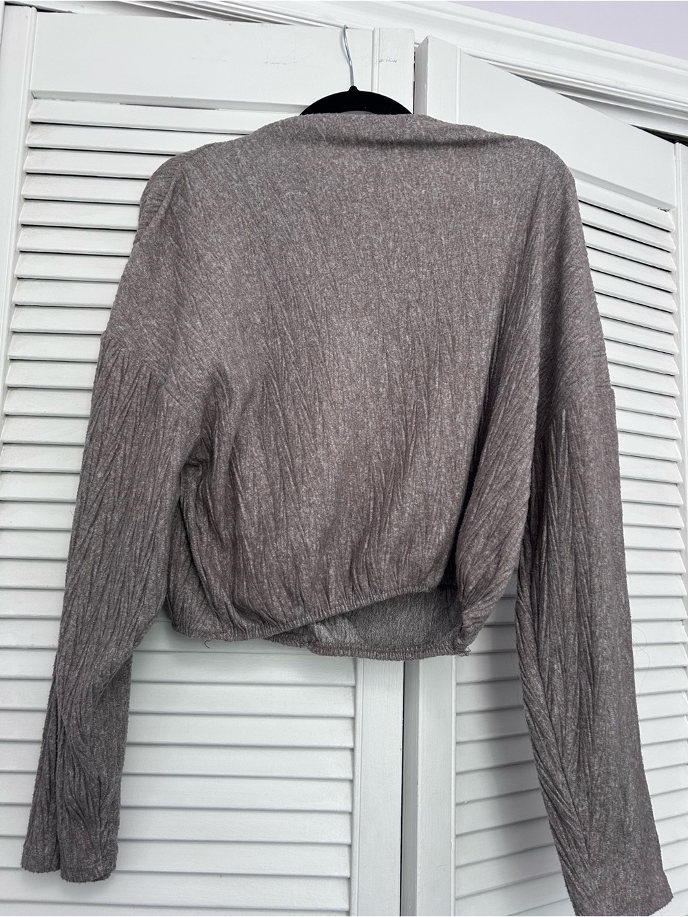 Lightweight Taupe Ribbed Cropped Long Sleeve